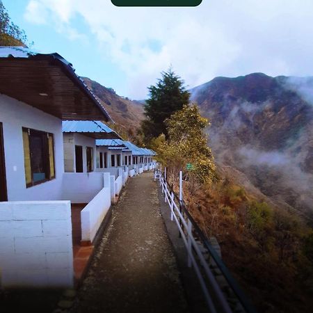 Golden Peak Resort Lakhwār Екстериор снимка