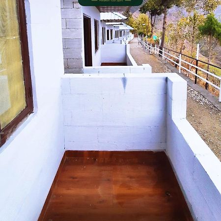 Golden Peak Resort Lakhwār Екстериор снимка